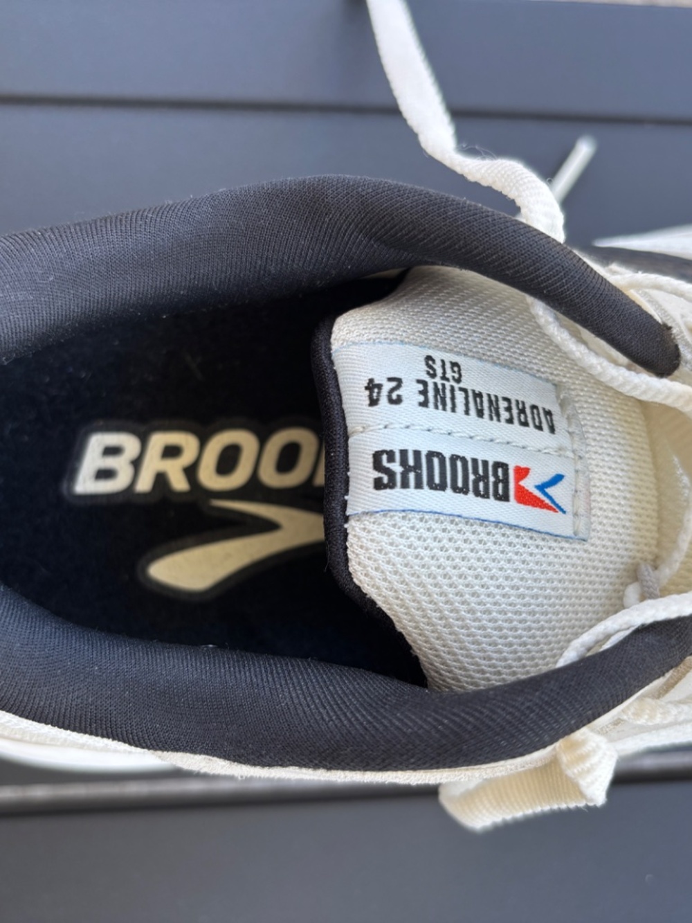Adrenaline GTS 24 Coconut/SilverLining/Black size 7 - Picture 7 of 10